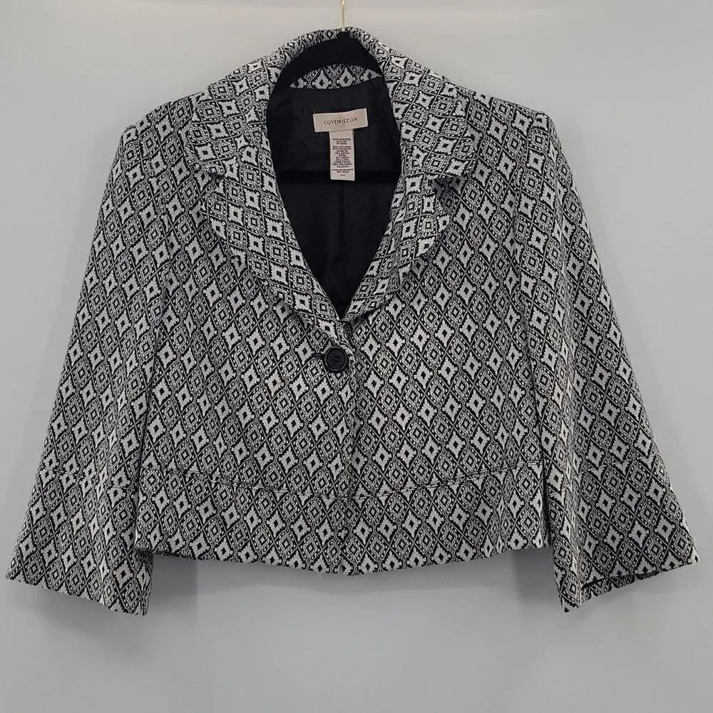 3For$20 Covington Blazer w/Black& WhiteโDiamond Design w/Shimmer sizeโS